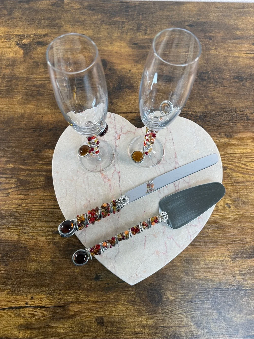 Mikasa Glassware & Beaded Cake Server Set in Clear and Amber